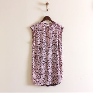 Cupcakes and Cashmere Sleeveless Shift Dress M